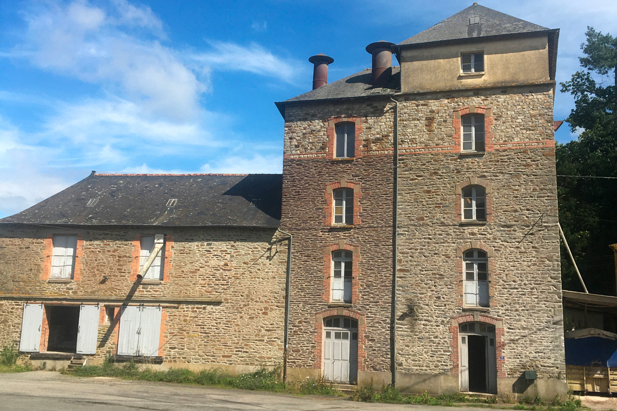 Batiment principal du Moulin d'Epron